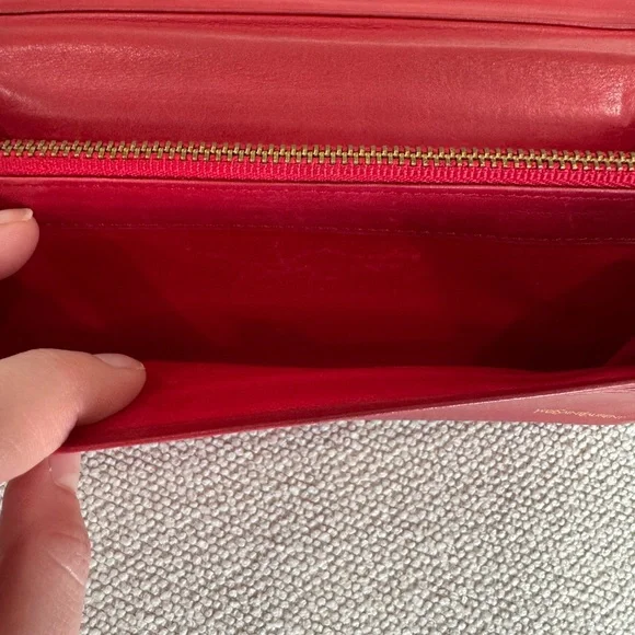 Yves Saint Laurent Crimson Leather Accessory - Picture 5 of 16